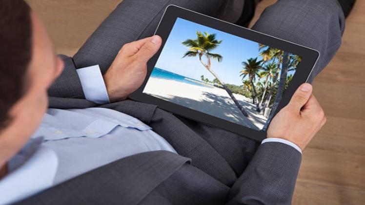 How to Choose the Right Tablet for Work, Travel, or Entertainment